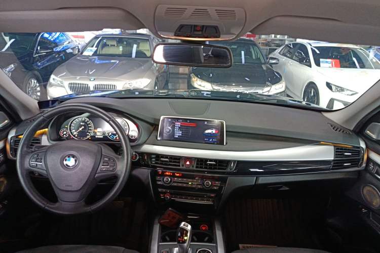 Used BMW X5 2017 xDrive35i Middle East
