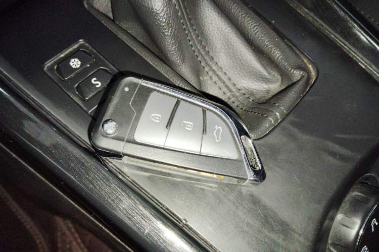 Used Citroen C3-XR 2019 230THP DCT Active Version Vehicle Key