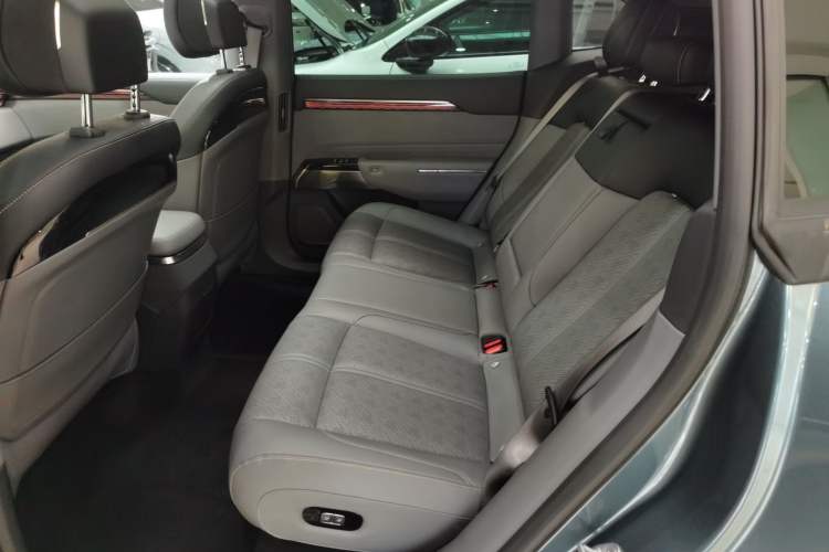 Used Zeekr 7X 2025 100kWh Long-Range All-Wheel Drive Intelligent Driving Version