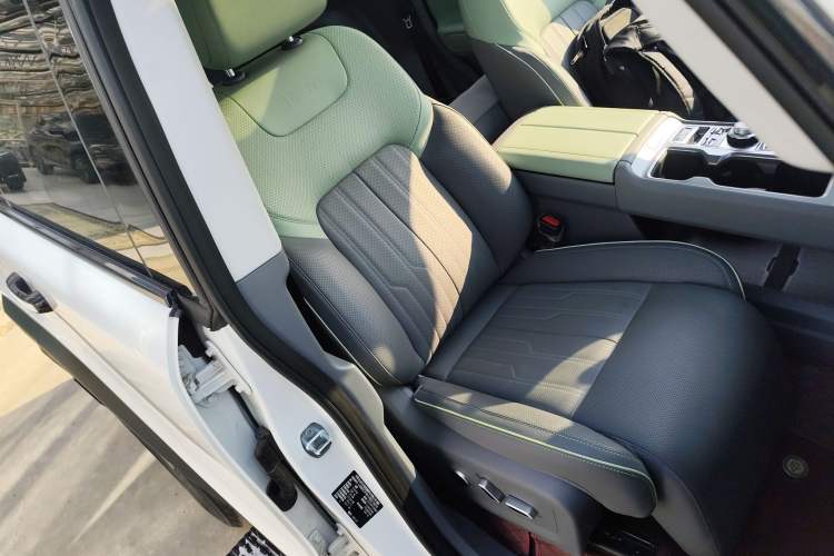 Used BAIC Off-Road BJ40 Electric Drive 2025 Advanced Edition
