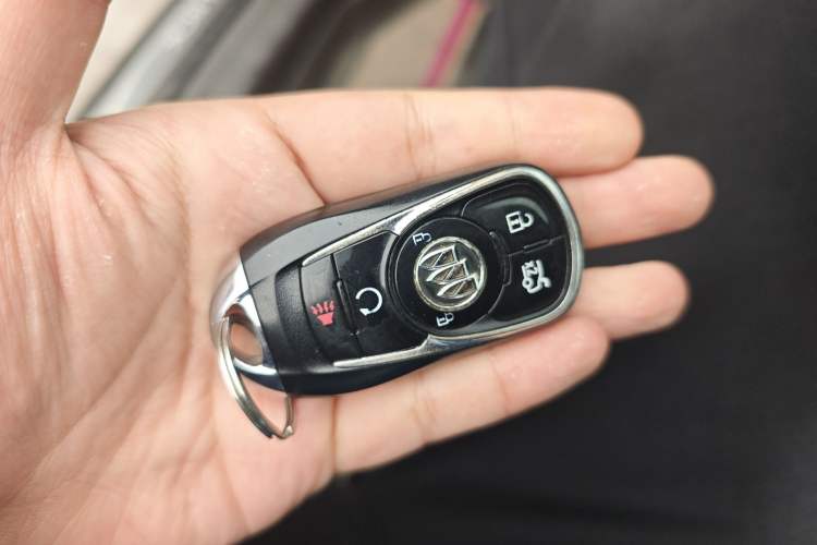 Used Buick LaCrosse 2018 30H Elite Edition