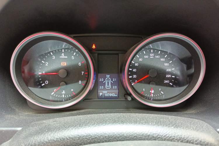 Used Haval H6 2017 Restyled Red-Label Sport Version 1.5T Automatic Two-Wheel Drive Luxury Trim Instrument Cluster