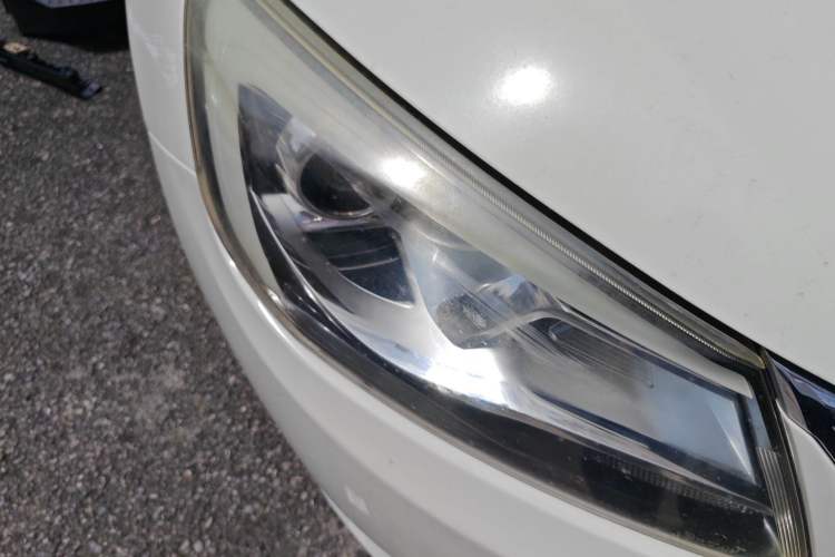 Used Chery Arrizo 7 2015 1.5T Manual ZhiXiang Edition Right Front Headlight