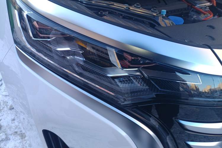 Used Denza D9 2024 DM-i 980 Four-Wheel Drive Flagship Model