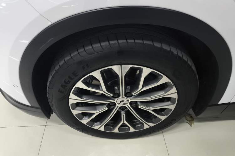 Used Nio ES6 2024 75 kWh Left Front Wheel Hub