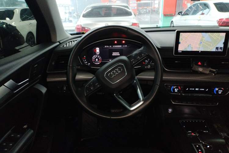 Used Audi Q5L 2020 45 TFSI Prestige Fashion Model Steering Wheel