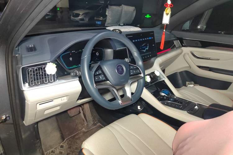 Used BYD Song PLUS New Energy 2021 DM-i 110KM Flagship PLUS Driver Seat