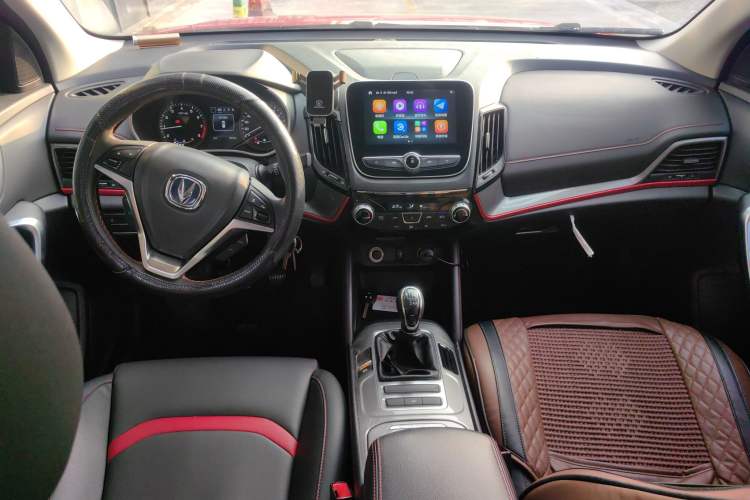 Used Changan CS55 2018 1.5T Manual Colorful Model China V Standard
