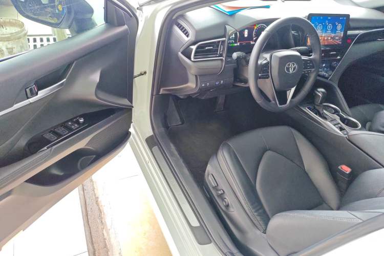 Used Toyota Camry 2021 Dual-Motor 2.5HG Luxury Edition Driver Seat