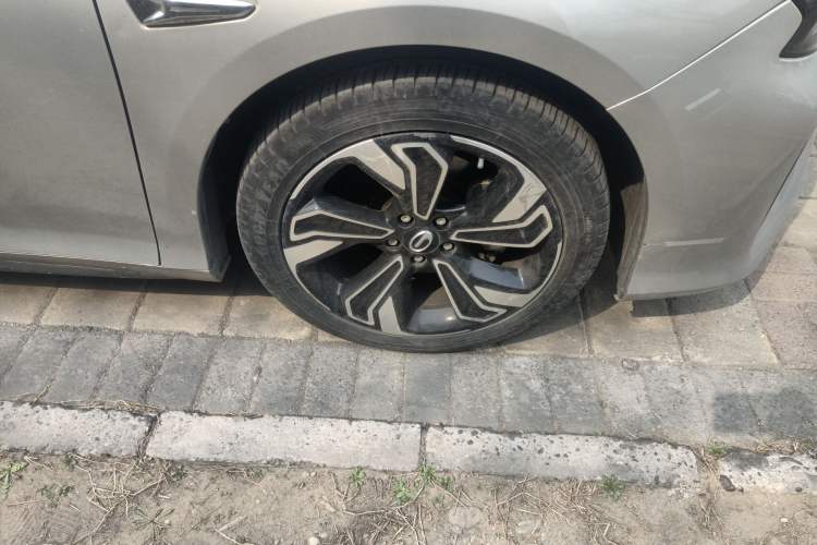 Used GAC Group Toyota iA5 2019 Deluxe Edition Right Front Wheel Hub