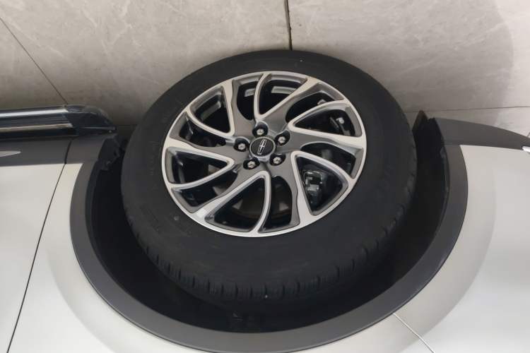 Used Lincoln Corsair 2020 2.0T Two-Wheel Drive Luxury Edition Exterior 4