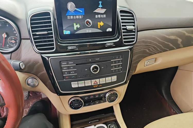 Used Mercedes-Benz GLE  Audio And AC Panel