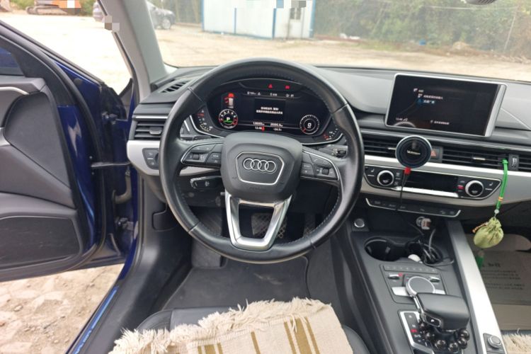 Used Audi A4 2017 45 TFSI allroad quattro Fashion Edition
