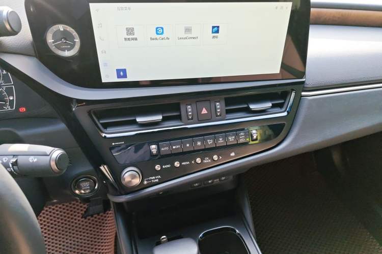 Used Lexus ES 2024 200 Premium Edition