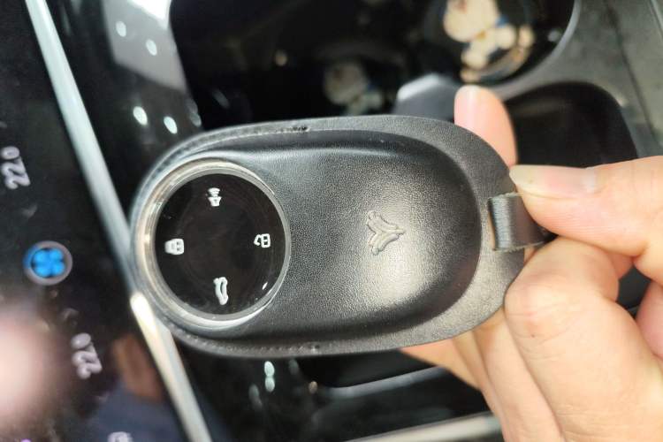 Used NETA S 2022 Extended-Range Version 1160 km Range Rear-Wheel-Drive Compact Edition