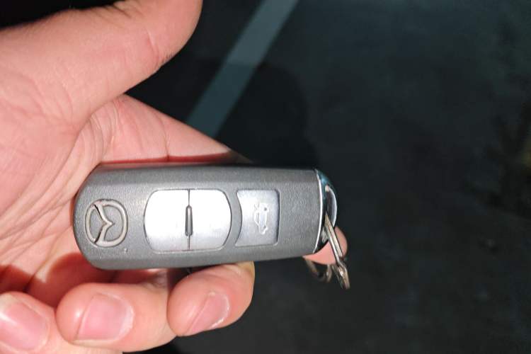 Used Mazda 3 Axela 2017 Sedan 2.0L Automatic Prestige Model China V Standard