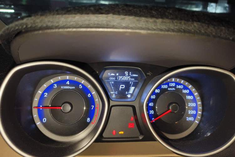 Used Hyundai Elantra (5th Generation / Langdong) 2012 1.6L Automatic Fashion Edition