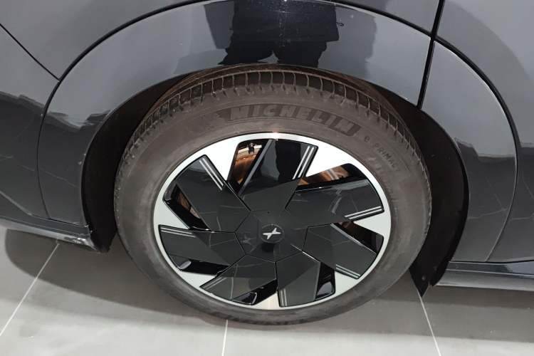 Used XPeng X9 2024 702 Ultra-Long Range Max