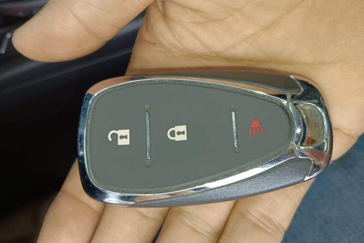 Used Chevrolet Equinox 2019 535T Automatic Chijie Edition China VI Vehicle Key