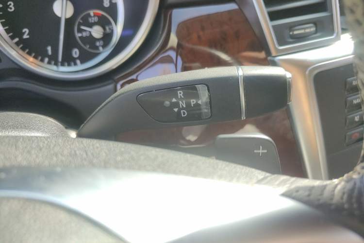 Used Mercedes-Benz M-Class 2014 ML 400 4MATIC Dynamic Model