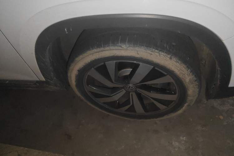 Used Volkswagen Tayron 2022 280TSI Two-Wheel Drive Luxury Smart Connectivity Version
