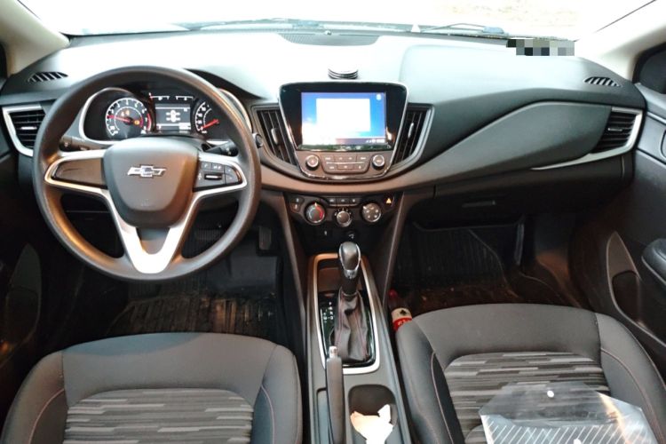 Used Chevrolet Monza 2019 Redline 320T Dual-Clutch Joyful Edition China VI Standard Center Console