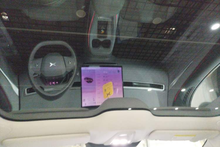 Used XPeng MONA M03 2024 620 with Ultra-Long Range Headliner