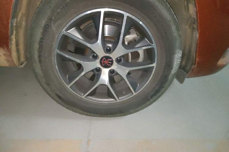 Used BYD Song 2016 GaiShi Edition 1.5TI Manual Elite Model
