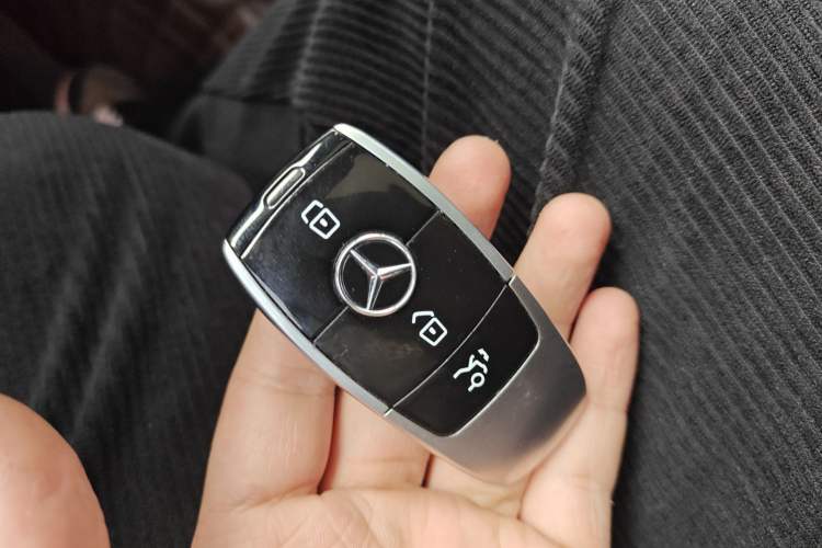 Used Mercedes-Benz E-Class 2016 E 300 L Stylish Model