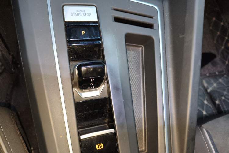 Used Volkswagen Golf 2021 280TSI DSG R-Line
