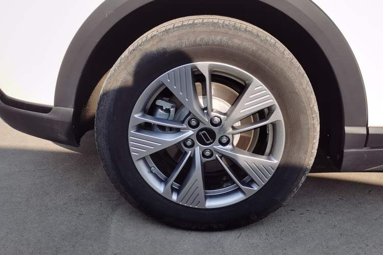 Used Bestune Yueyi 03 2025 445km Joyful Edition
