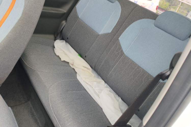 Used Geely Galaxy Panda 2023 Panda Mini 200km Dynamic Bear Left Rear Seat