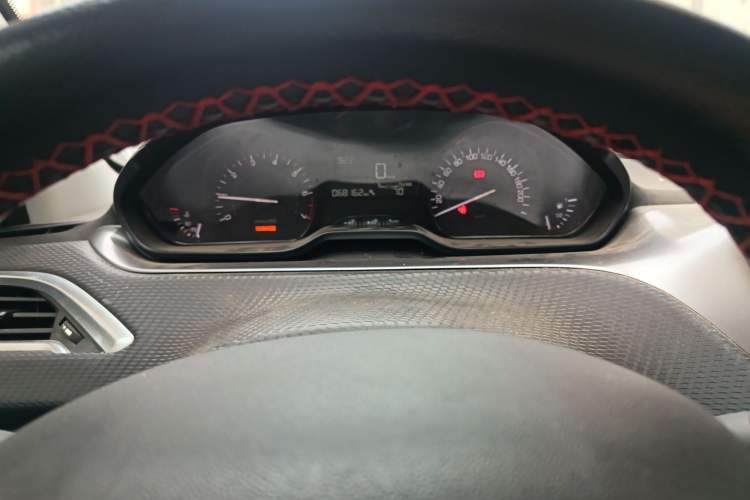 Used Peugeot 2008 2014 1.6L Manual Trend Edition
