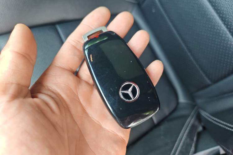 Used Mercedes-Benz E-Class 2020 Facelift E 260 L Sport Edition Vehicle Key