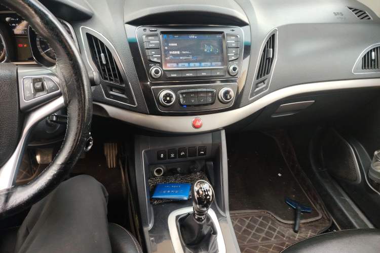 Used JAC Group Refine S5 2013 2.0T Manual Luxury Edition