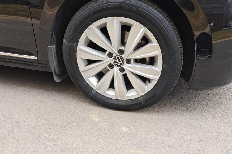 Used Volkswagen Passat 2020 330TSI Elite Edition China VI
