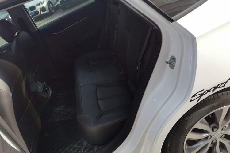 Used Buick GT 2019 18T Automatic Connected Elite Model China VI Standard
