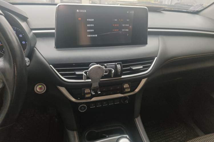 Used Foton Tunland Yutu 2020 2.0T Yutu 8 Gasoline Two-Wheel Drive Elite Version Standard Wheelbase 4G20TI5