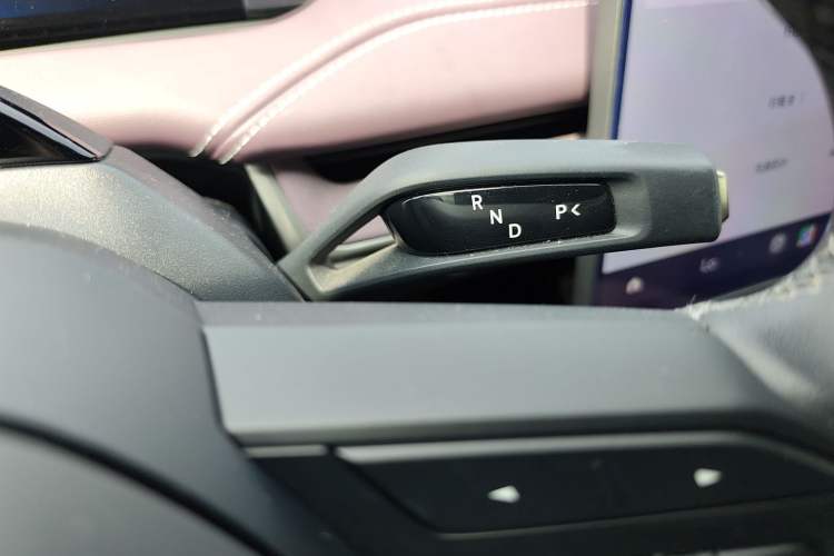 Used Xiaomi Auto SU7 2024 Rear-Drive Ultra-Long Range Advanced Pro-Level Intelligent Driving Version
