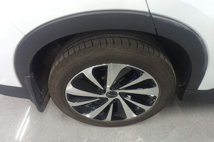 Used BYD Song PLUS New Energy 2024 HONOR Edition DM-i 110km Flagship PLUS
