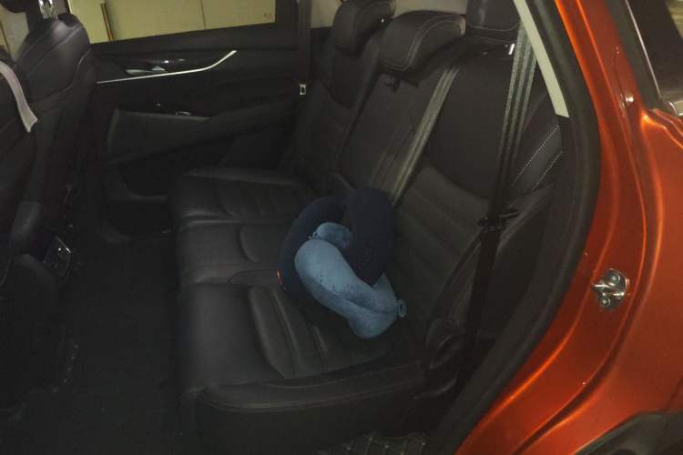 Used SAIC MAXUS D60 2019 1.5T Automatic Luxury Edition 5-seater