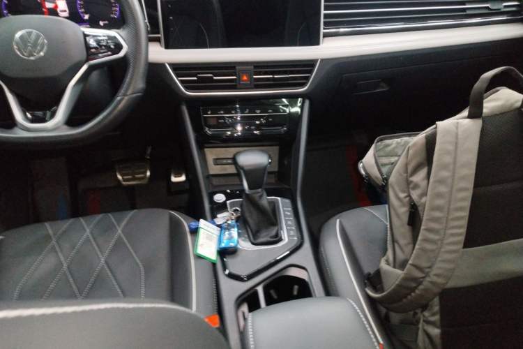 Used Volkswagen Tiguan L 2023 Restyled 330TSI Automatic Two-Wheel Drive R-Line Enhanced Comfort Version