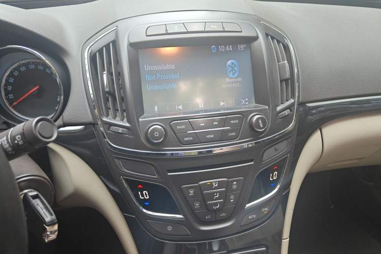 Used Buick Regal 2015 2.0L Leading Fashion Edition