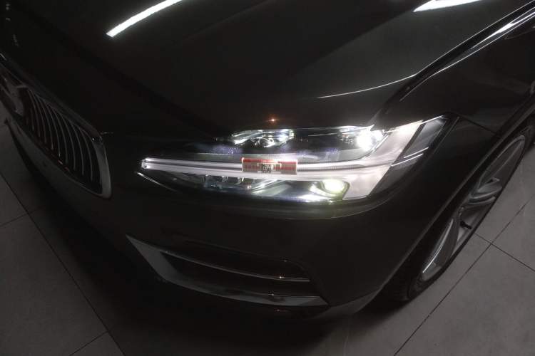 Used Volvo S90 2019 T5 Zhiyi Edition
