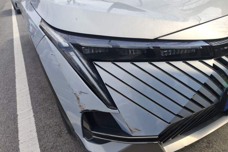 Used GAC Trumpchi EMKOO 2022 1.5T Supernova Pro Edition Right Front Headlight