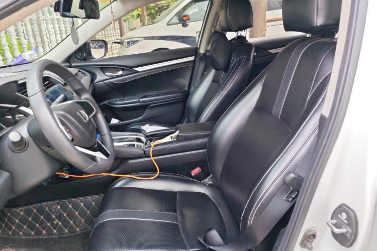 Used Honda Civic 2016 220TURBO CVT Luxury Edition
