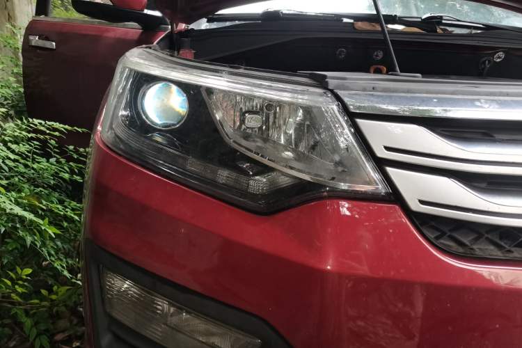 Used CHANGAN OSHAN CX70 2016 1.6L Manual Luxury Model