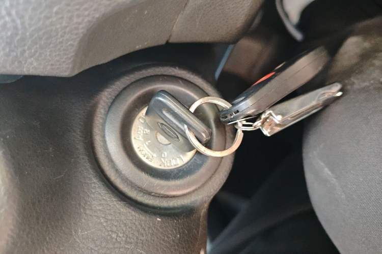 Used Nissan Livina 2015 1.6XL Manual Luxury Edition
