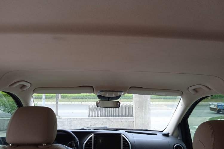 Used Mercedes-Benz Vito 2016 2.0T Elite Edition Headliner