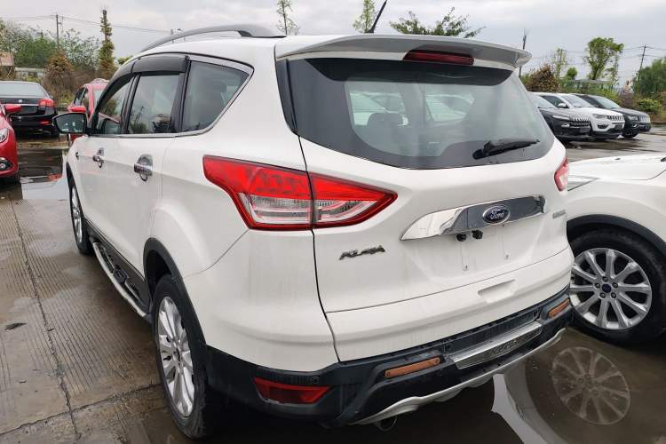 Used Ford Kuga 2015 1.5L GTDi Two-Wheel-Drive Comfort Model